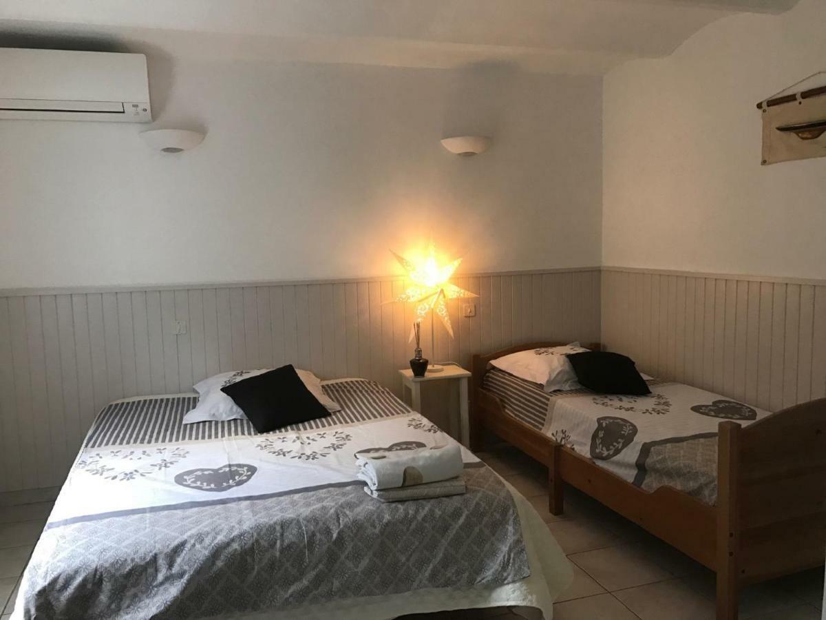 Appartements La Fossette Plage Le Lavandou Luaran gambar